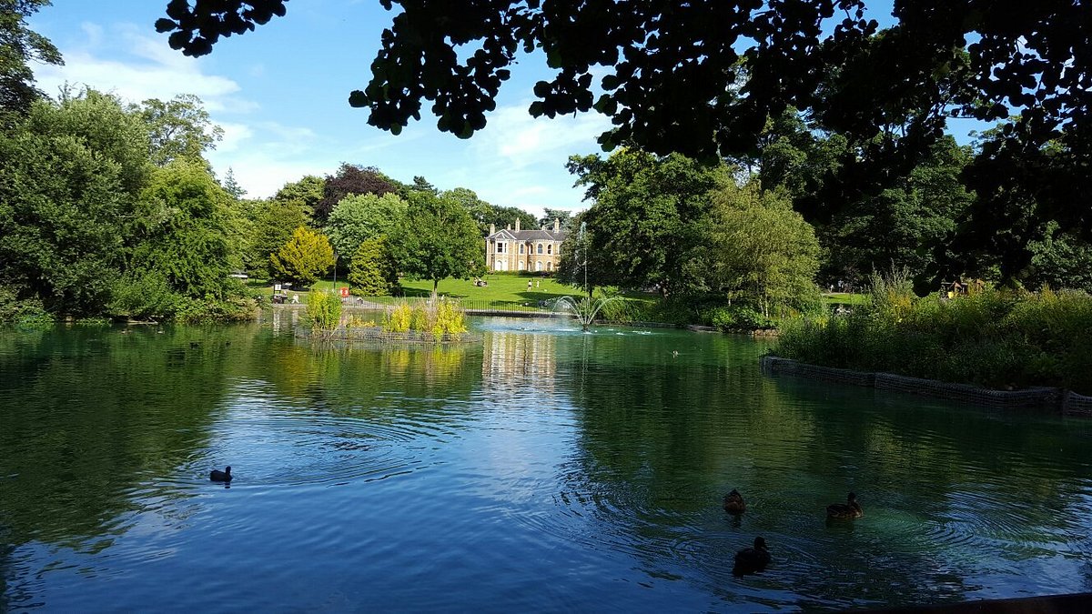 arnot-hill-park-114358.jpg