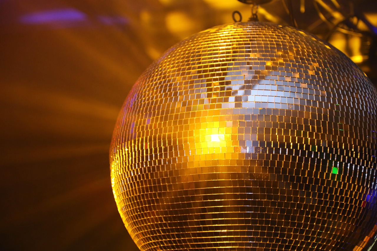 Discoball-145630.jpg