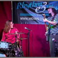 2e7184ba720798af_Kaspar_and_Lucy_-_Live_@_Billy's.jpg