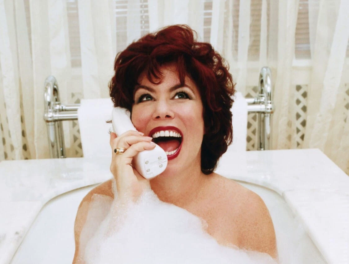 bc1b8185f74e746b_Ruby_Wax_–_Absolutely_Famous.webp