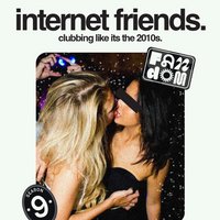 04d57fc2298df812_Fandom__internet_friends..jpg