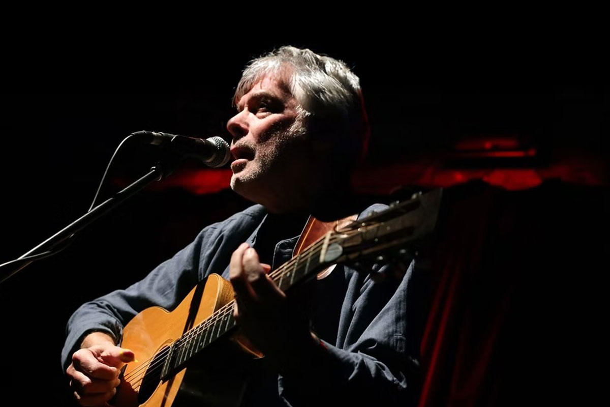 b69a4e08ef7a0140_Folkroom_Presents__Steve_Tilston.jpg