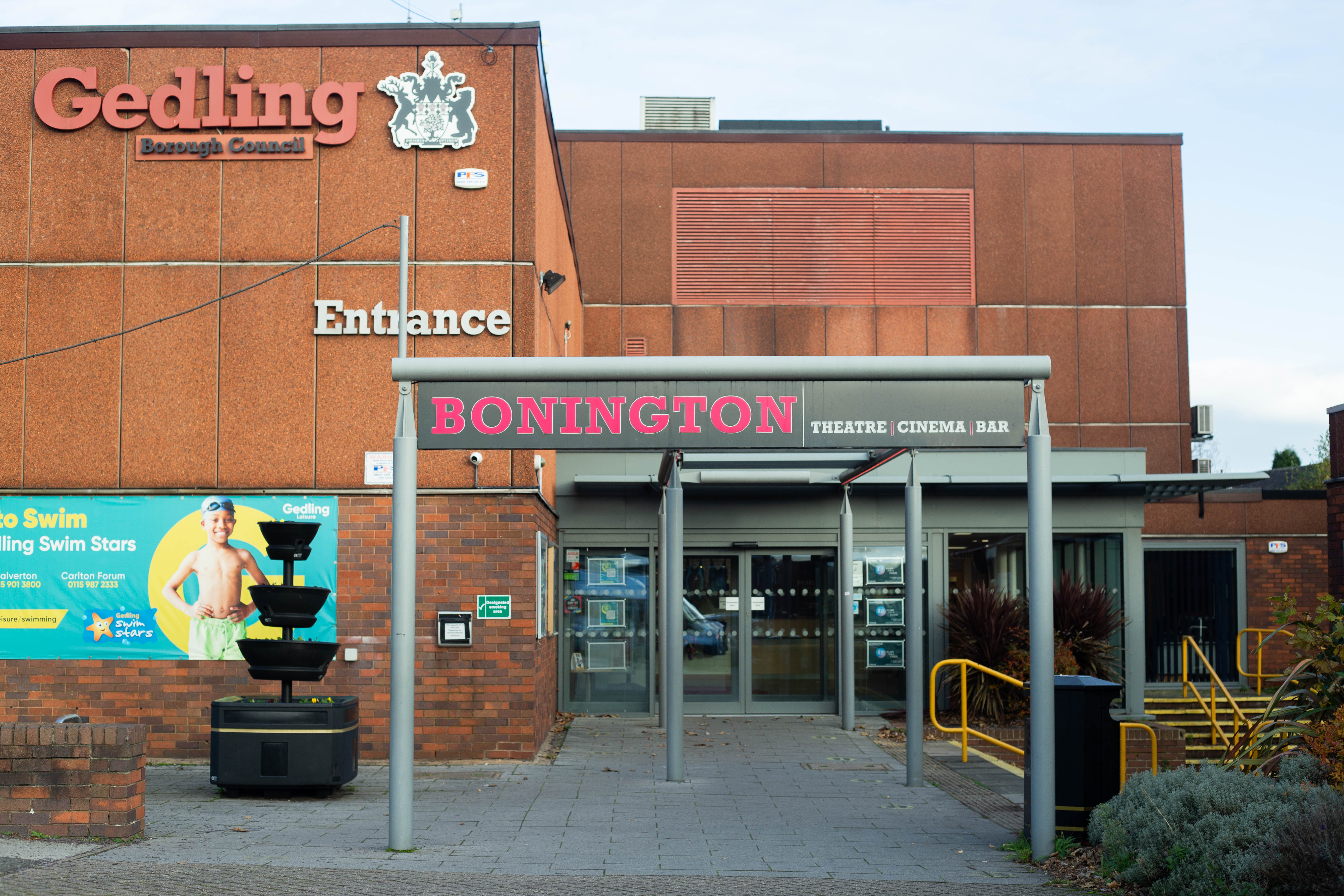Bonington_Theatre_Exterior_mayah_Brooks-114358.jpg