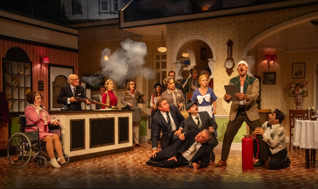 FawltyTowers-114358.jpg