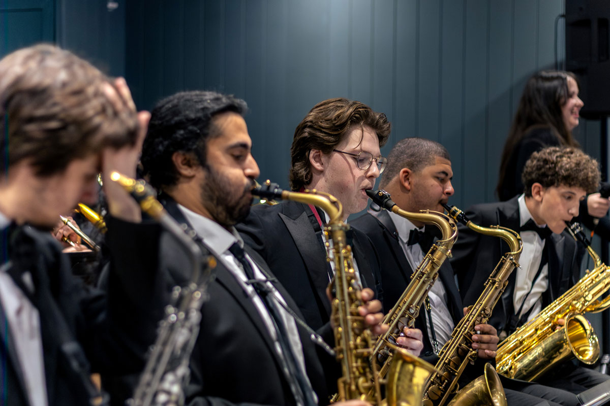 fe54ca6fbe9736c5_Moonlighters_Big_Band_[Jazz_Funk].jpg