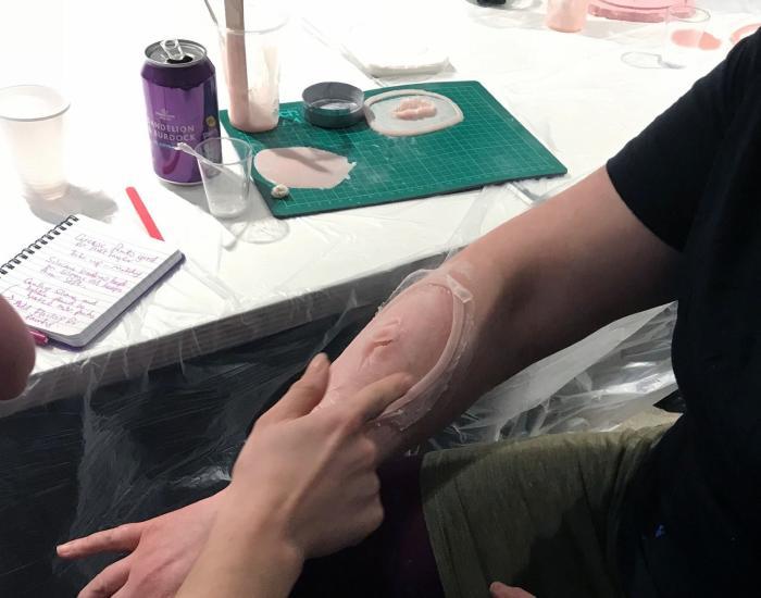 66bc3b134ff6ecf9_Scars_and_Wounds_SFX_Workshop.jpg