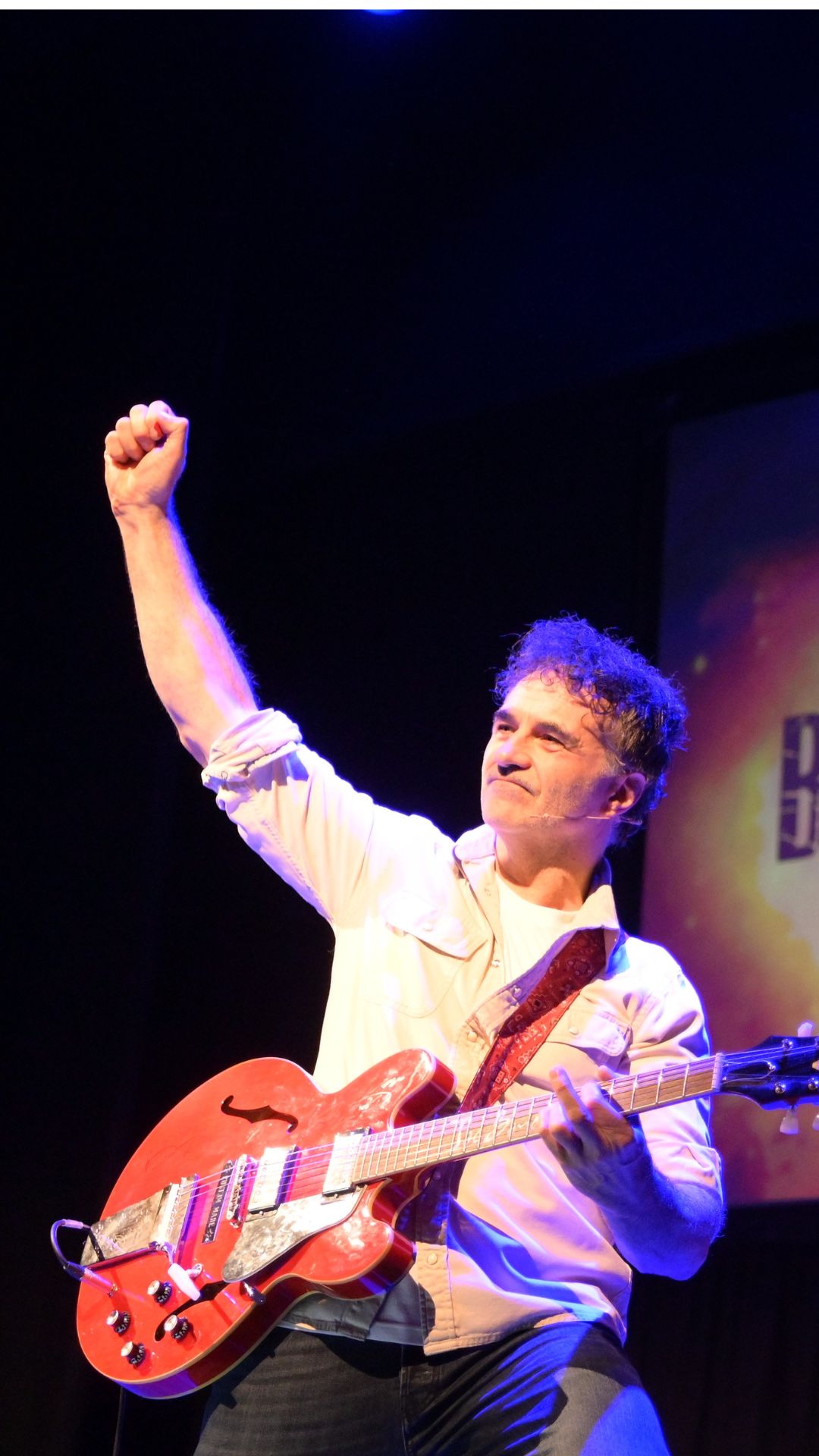 b51f17df14816034_Noel_Fitzpatrick–Medicine_&_Music.jpg