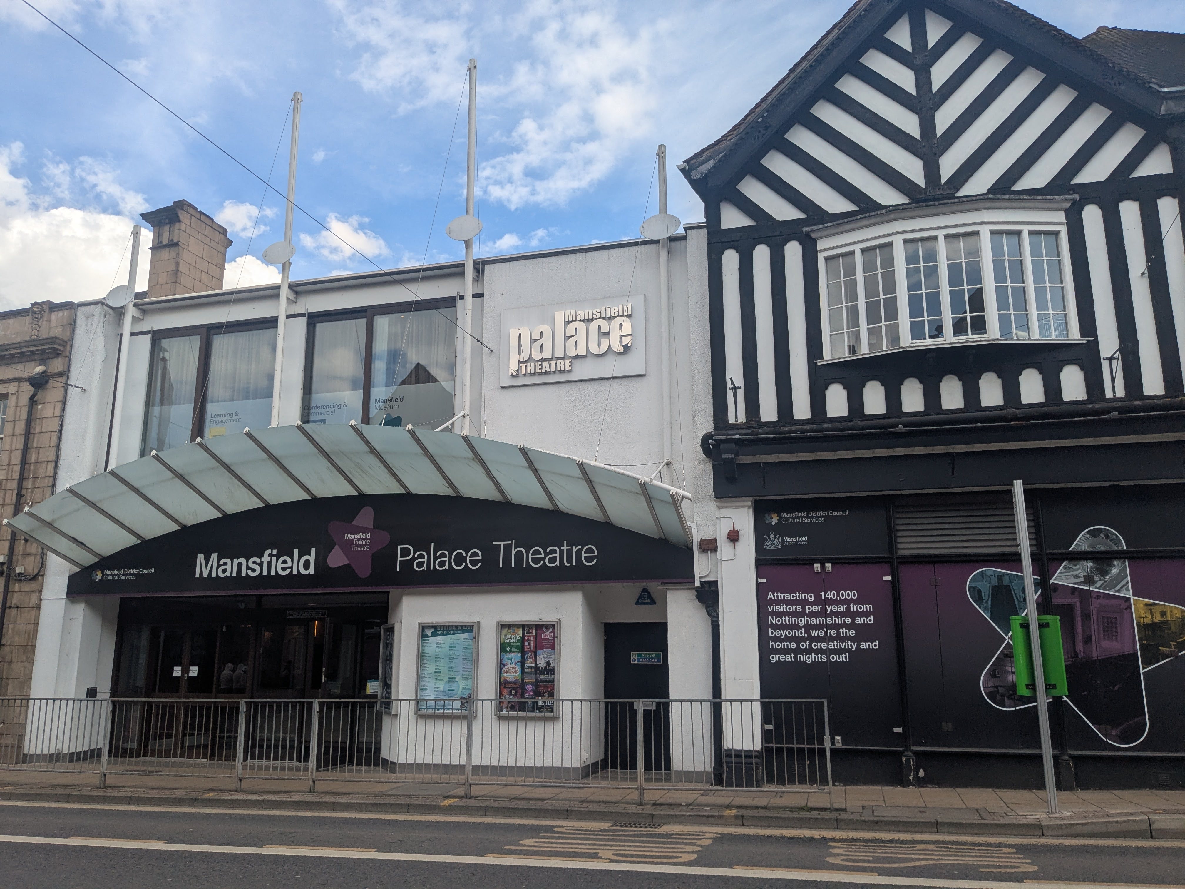 Mansfield Palace Theatre-114358.jpg