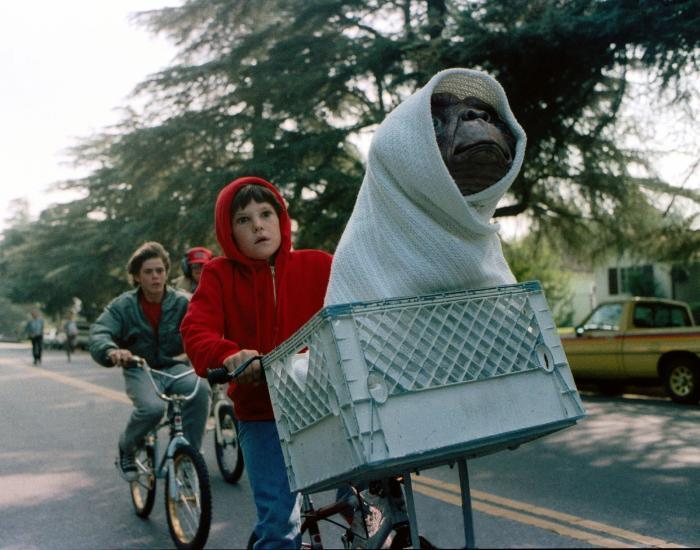 812b8d14cc4415c5_E.T._The_Extra-Terrestrial.jpg