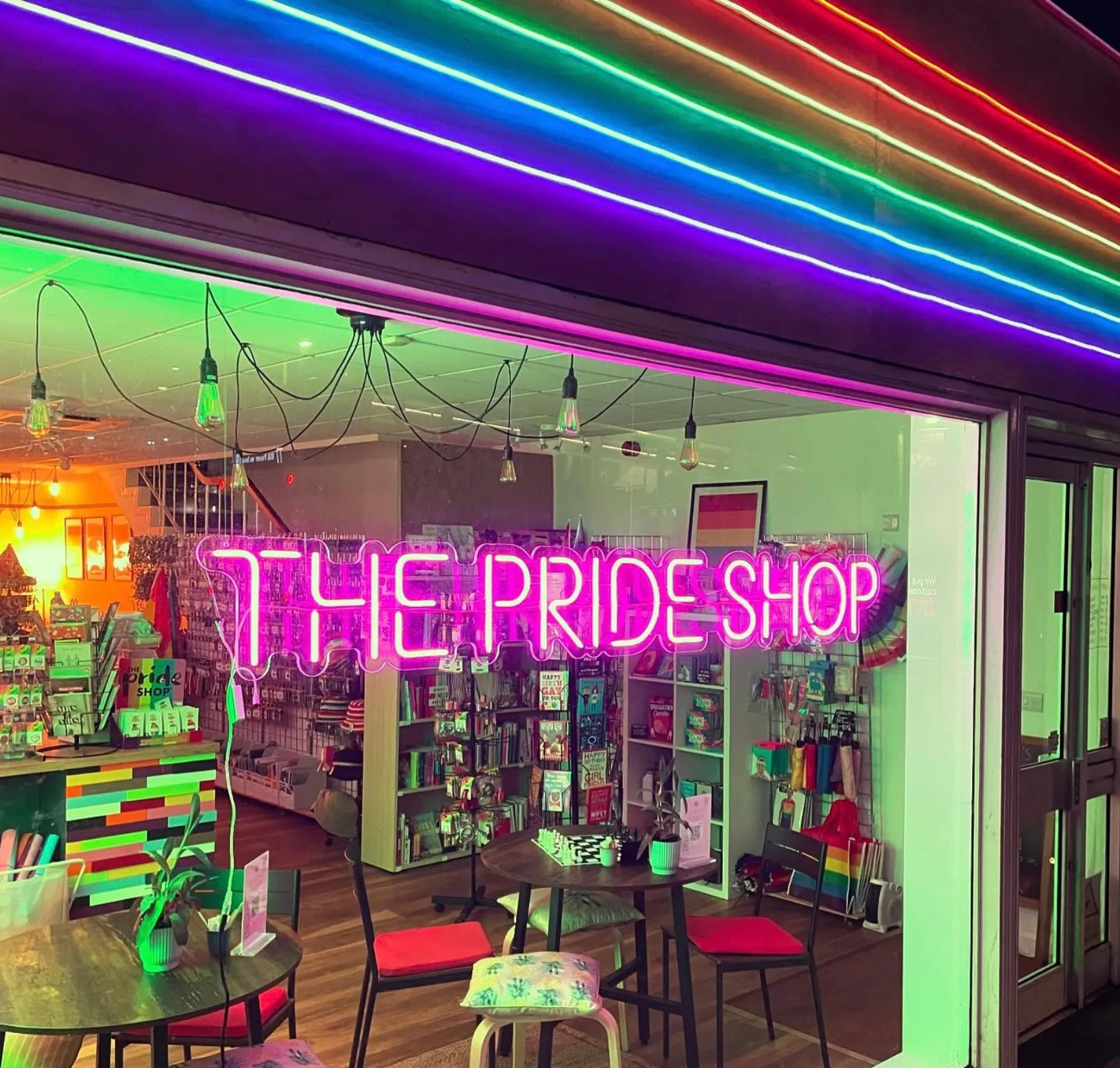 ThePrideShop-169355.webp