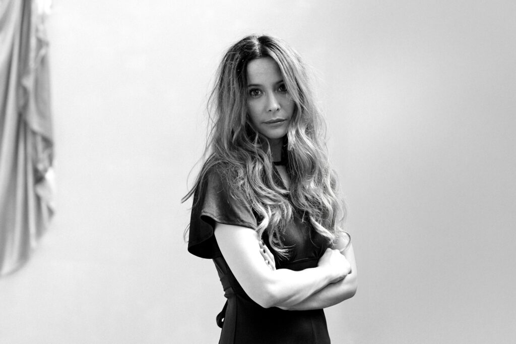 aa9f0c3514fb03c0_Nerina_Pallot_–_Solo_Tour.jpg